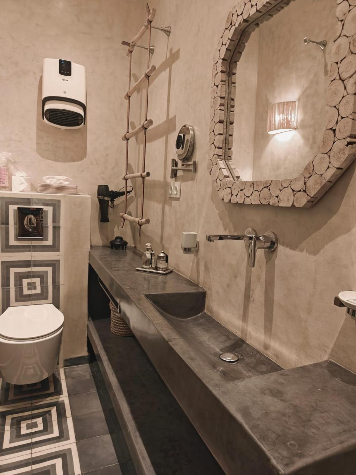 رياد Al Nubala 4*
